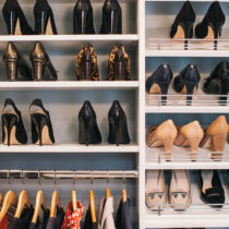 reach-in-closet-shoe-shelf