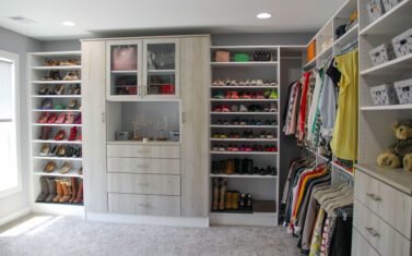 Modern Closet Trends Hero