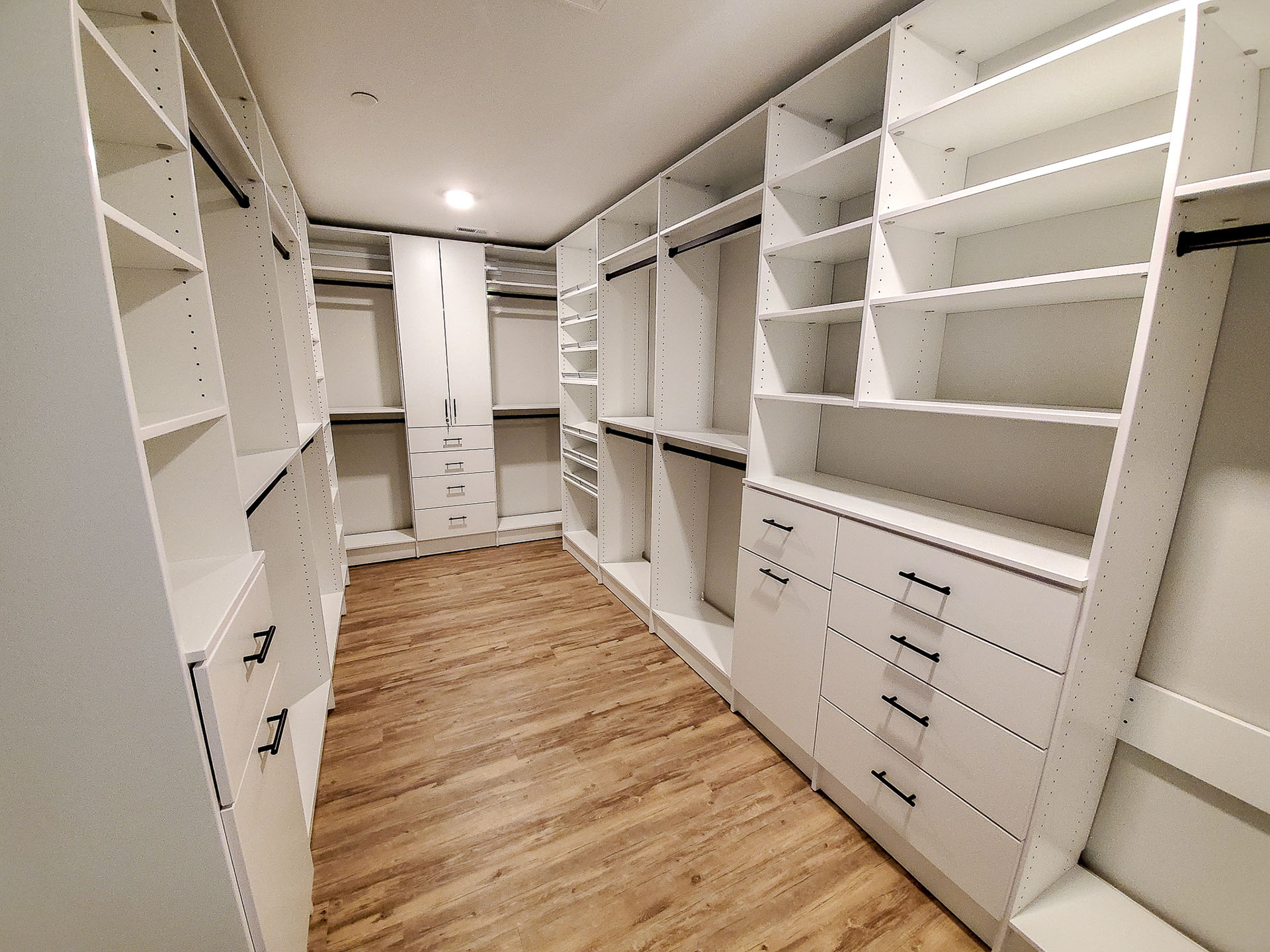 walk in closet fmoo~smons