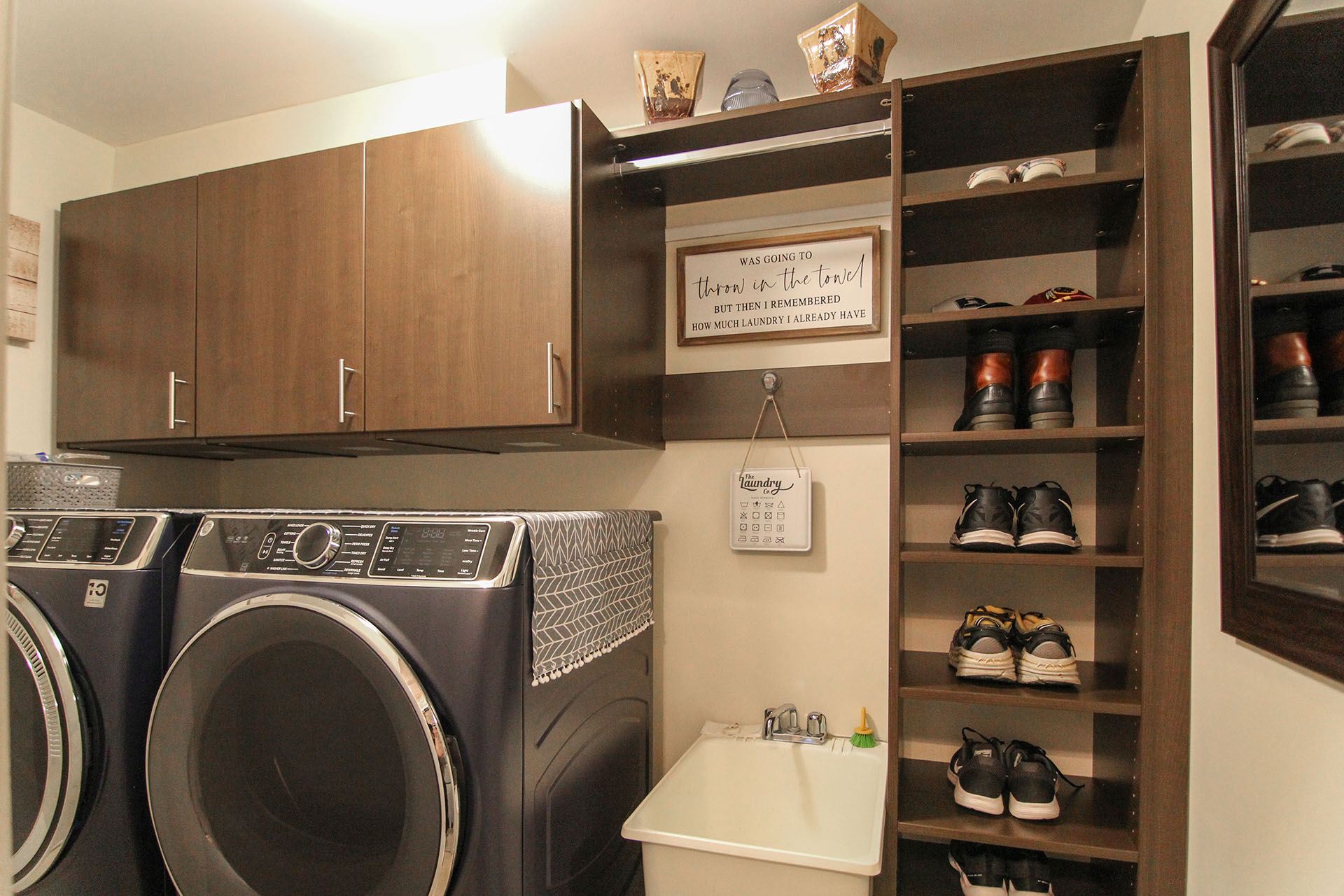 walk in closet fmoo~smons