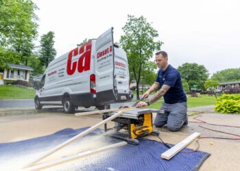 Closet America installer preparing materials